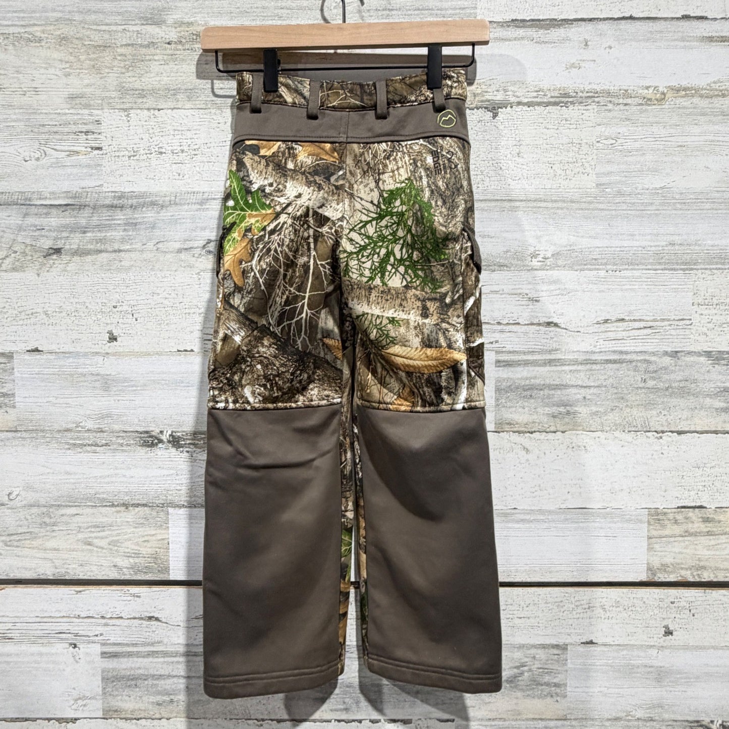 Magellan Waterproof Pants Boys XS Camo Realtree Edge Cargo Hunting Outdoors EUC4