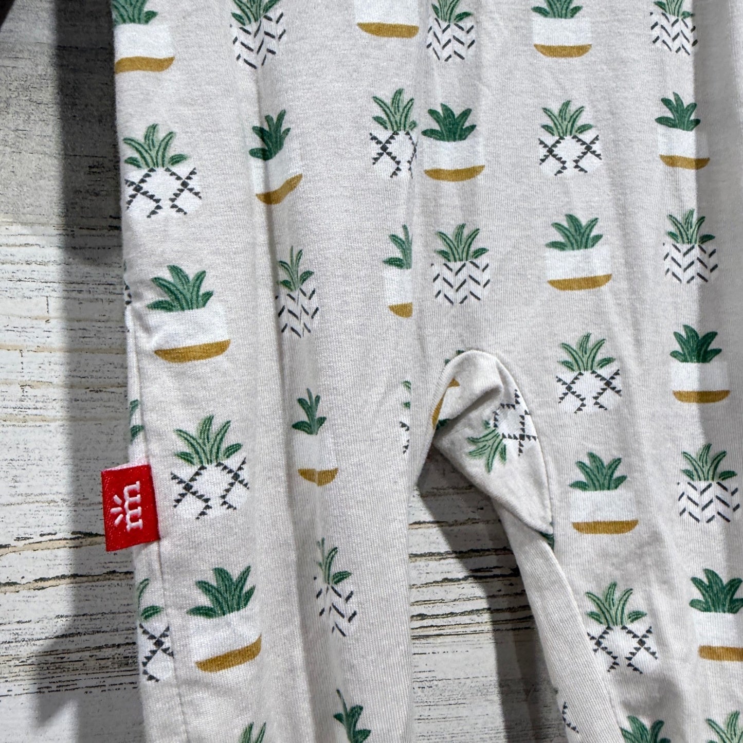 Magnetic Me Footie Sleeper Newborn Neutral Succulent Plant Print Boho EUC3