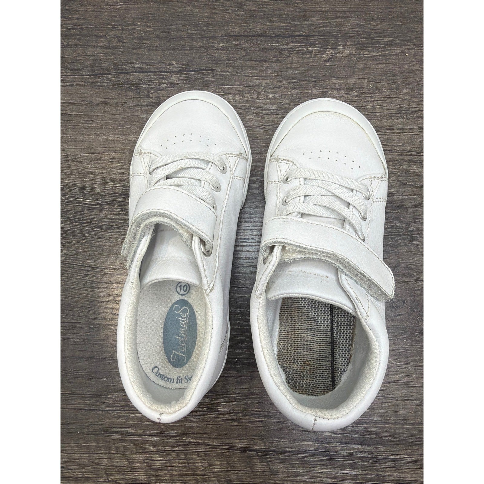 Footmates Jack Sneaker Kids 10 White Leather Hook Loop Classic *Flawed4