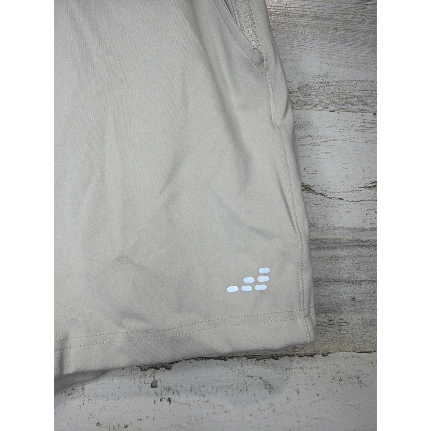 BCG Athletic Shorts Mens M Khaki Zipper Pocket Performance Gorpcore EUC1