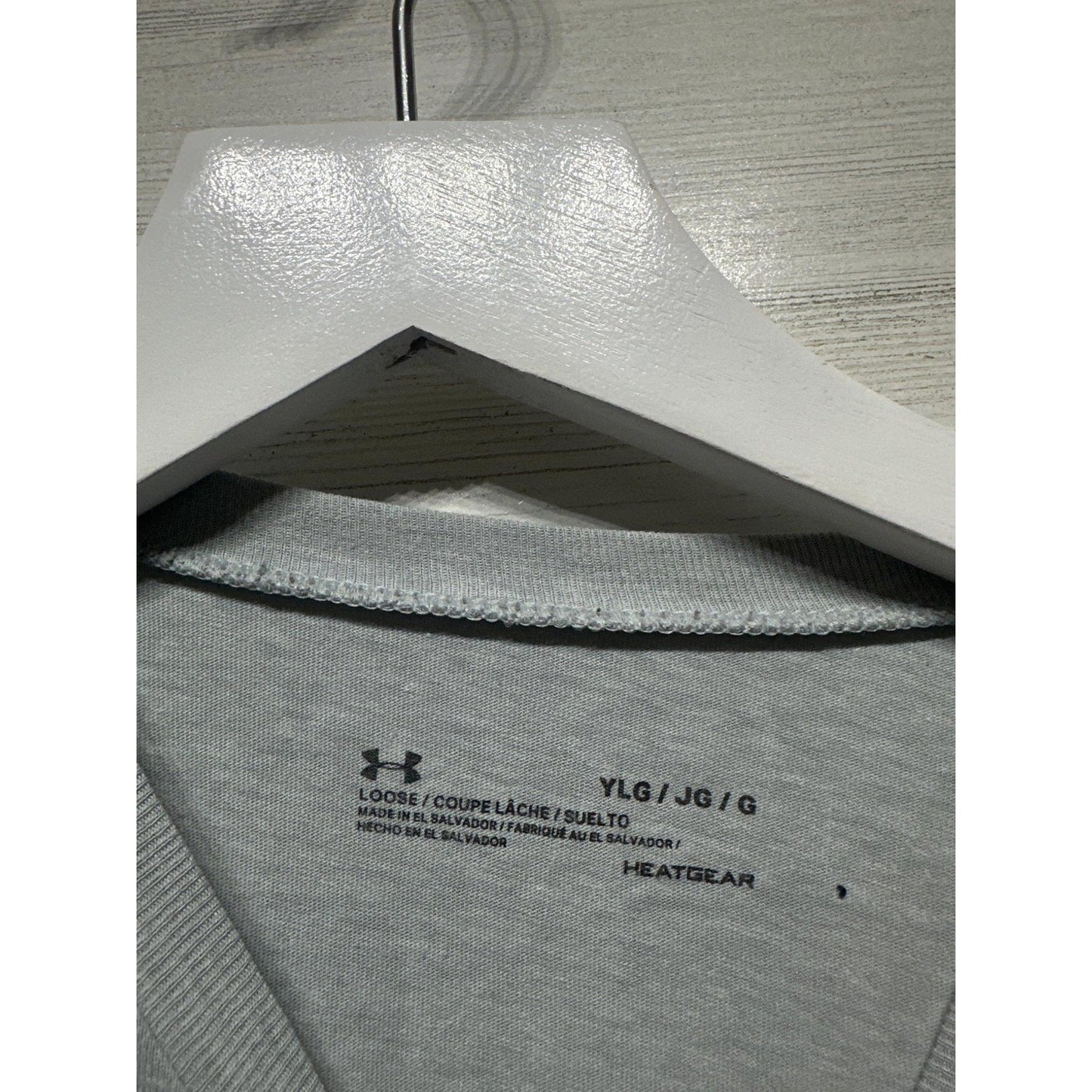 Under Armour T-Shirt Boys Large Grey Graphic Logo HeatGear *Flawed2
