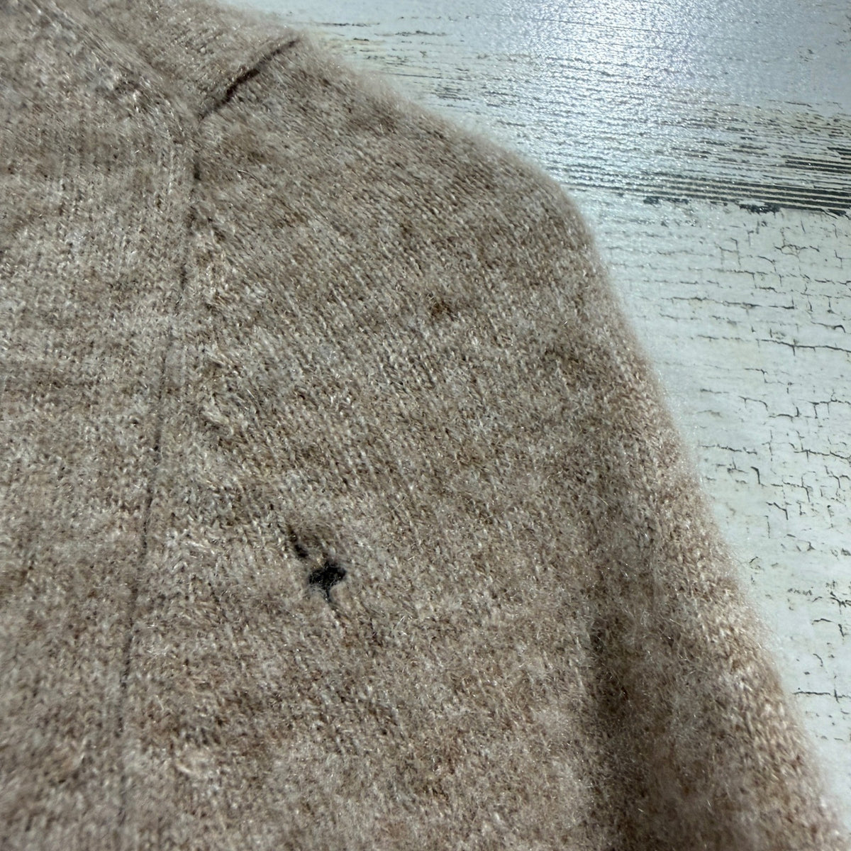Quince Mongolian Cashmere Crewneck Sweater Women XS Tan 100% Cashmere Flawed*4
