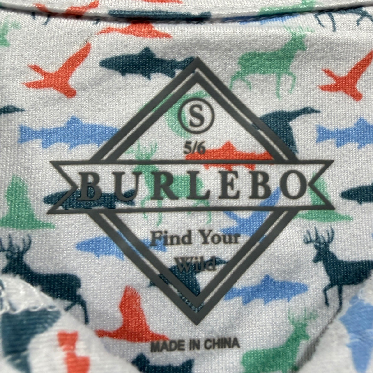 Burlebo Find Your Wild Polo Shirt Boys 5/6 White Wildlife Performance Flawed*1