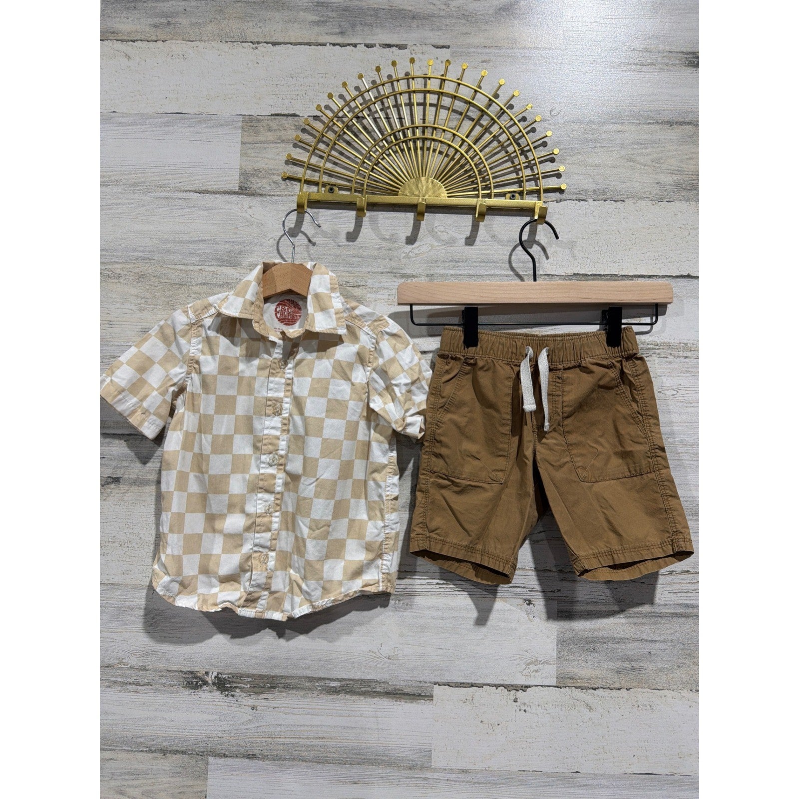 OshKosh Old Navy CC California Bundle Boys 4T Casual Skater EUC4