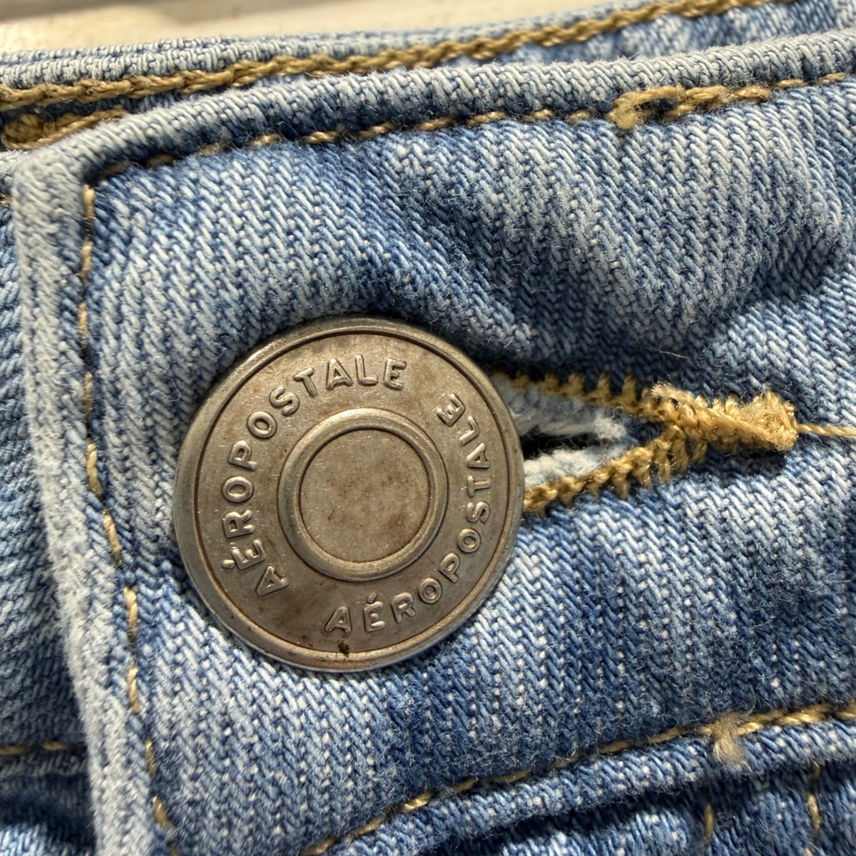 Aeropostale High Waisted Wide Leg Jeans Women 12 Light Wash Denim 90s Style EUC2