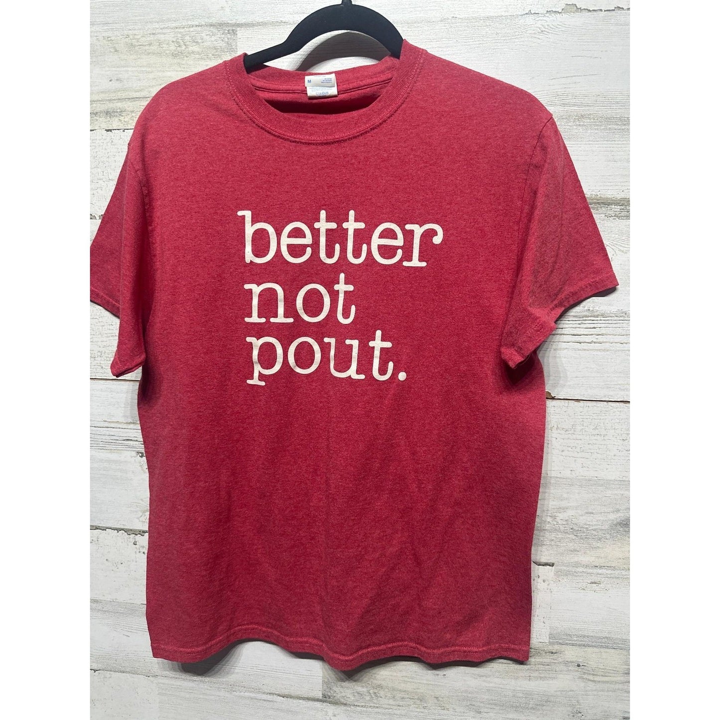 Graphic T-Shirt Women M Red Better Not Pout Holiday EUC0