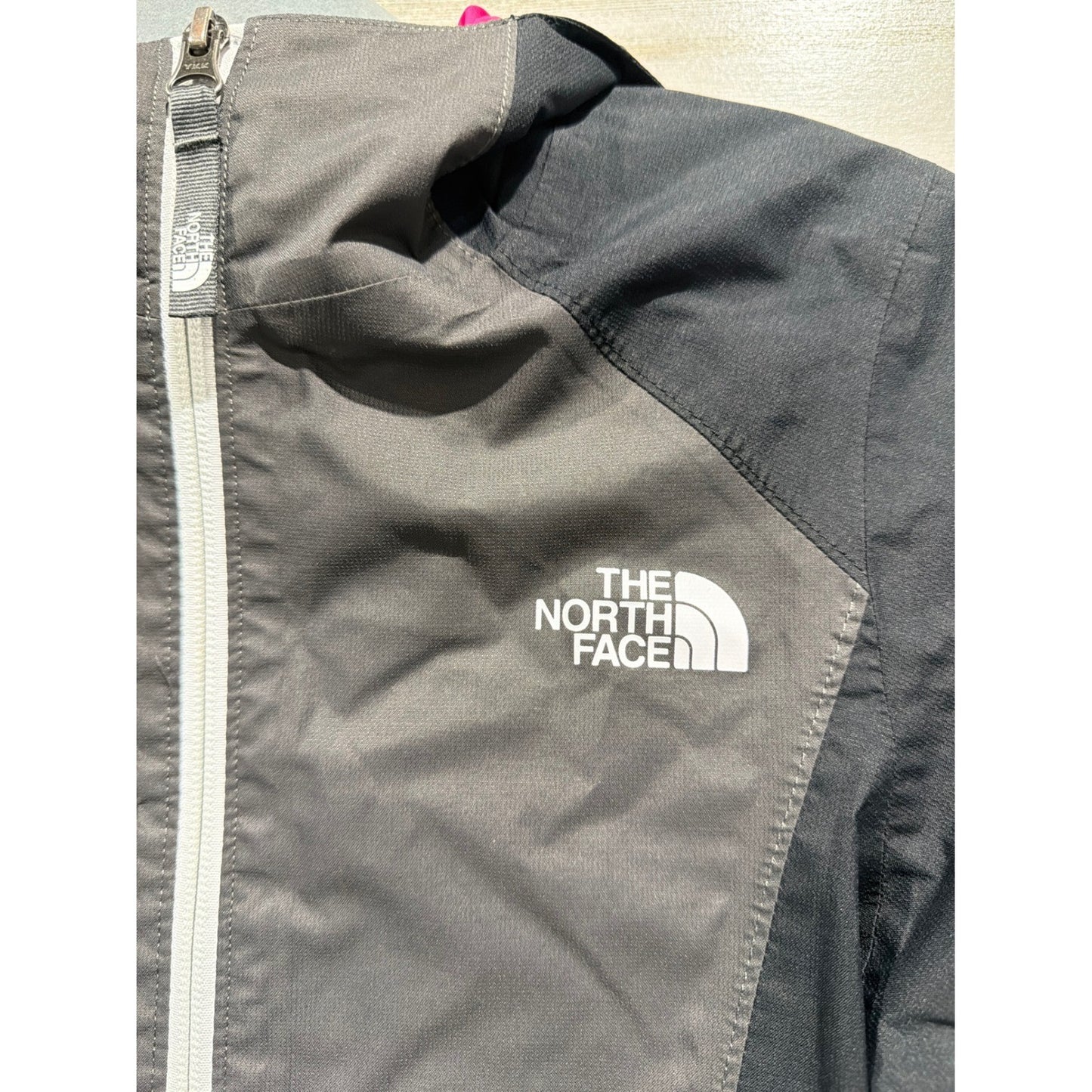 The North Face DryVent Jacket Girls S 7/8 Black Grey Hooded Gorpcore GUC1