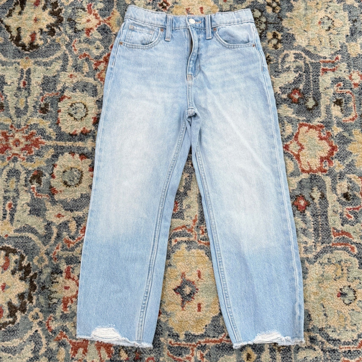 Old Navy Slouchy Straight Jeans Girls 8 Light Wash Distressed 90s EUC0