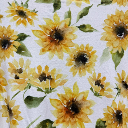 Caden Lane Sunflower Wrap Robe Women One Size White Yellow Floral EUC4