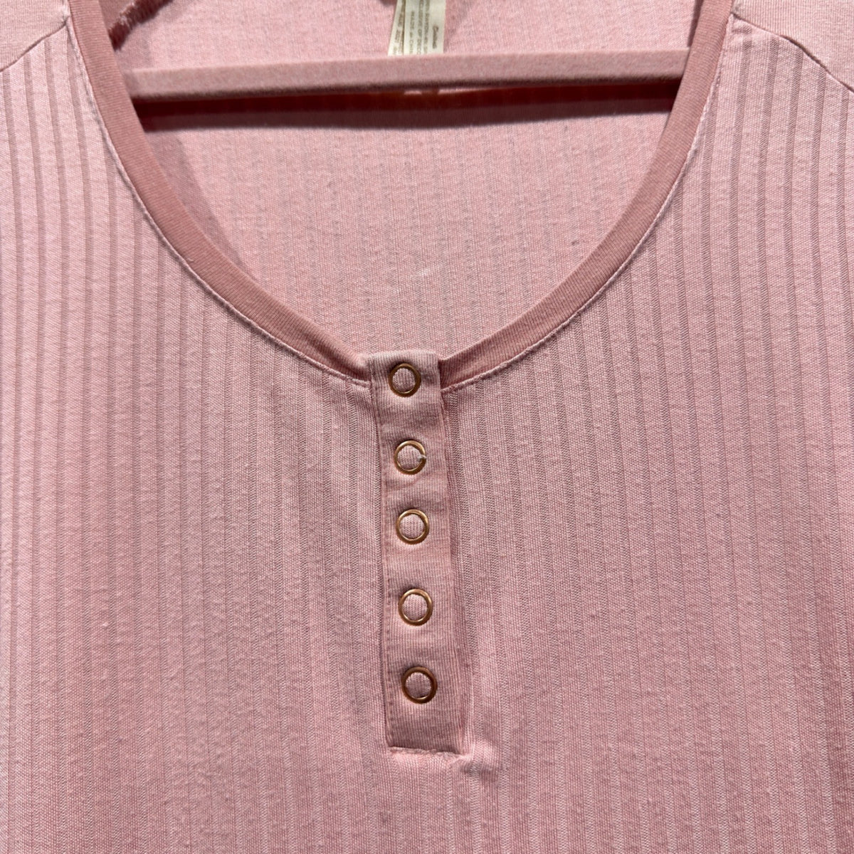 Matilda Jane Henley Top Women M Pink Ribbed Long Sleeve *Flawed2