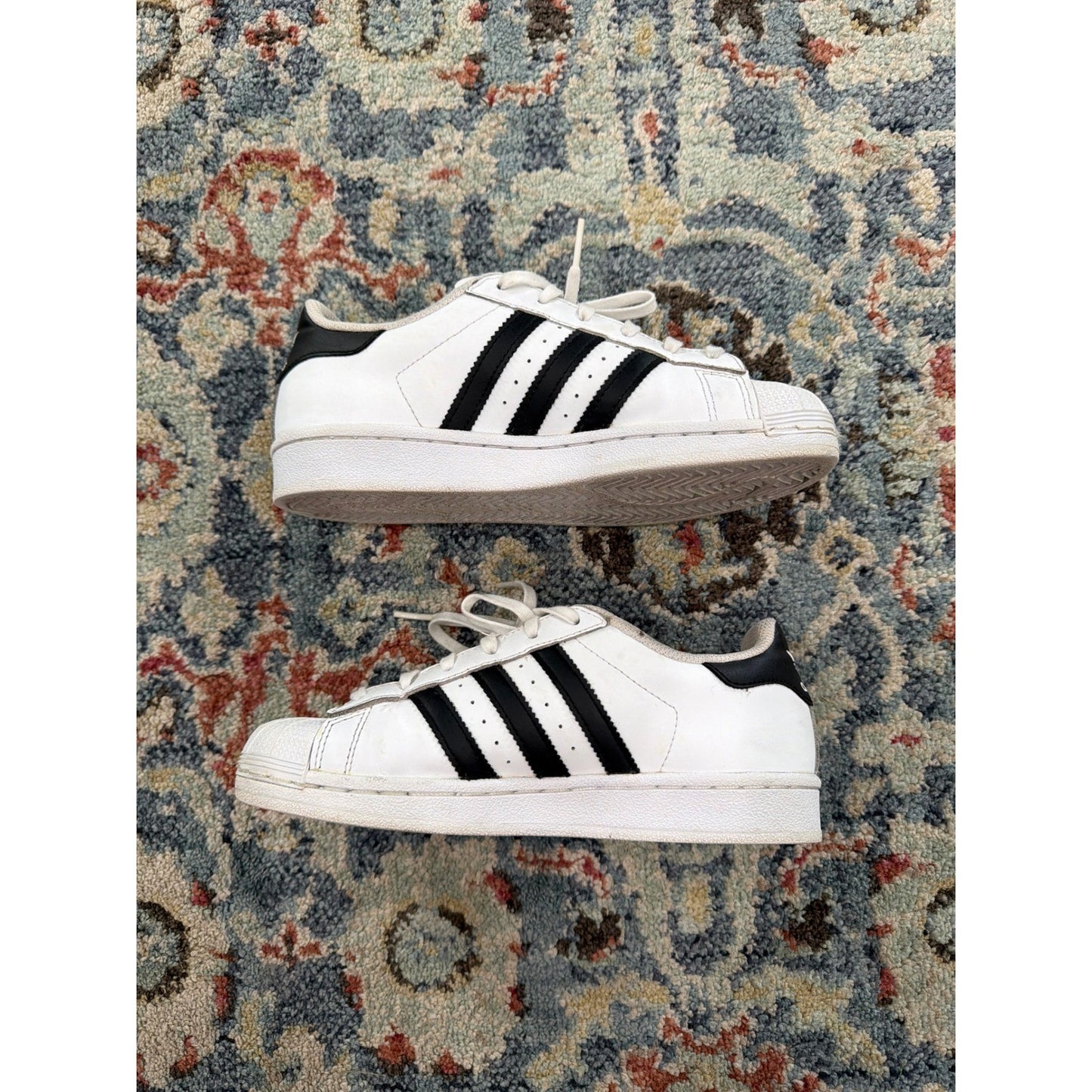 Adidas Superstar Sneakers Youth 4 White Black Shell Toe Classic Streetwear1