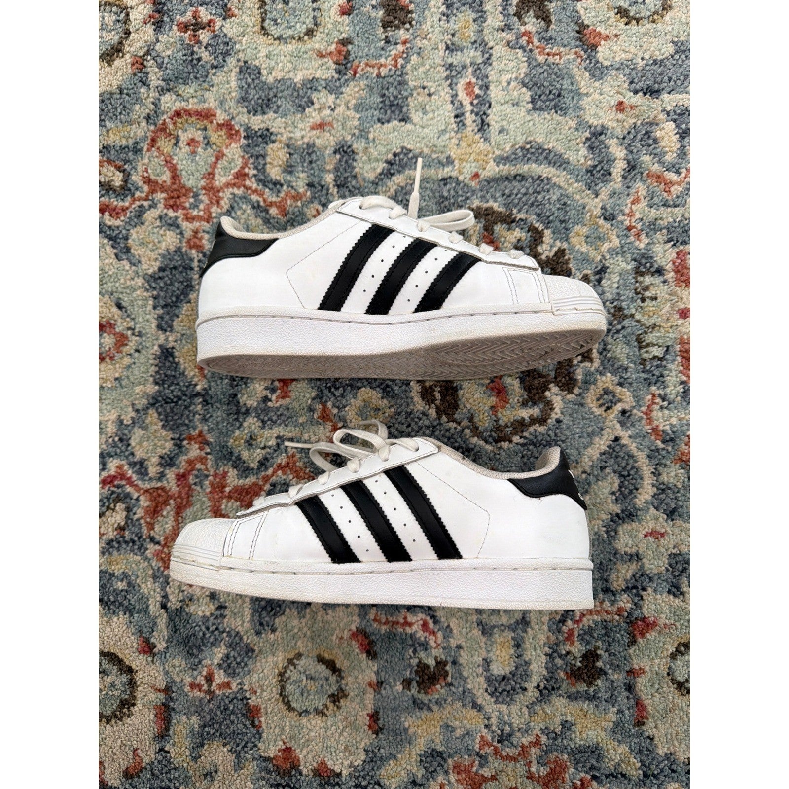Adidas Superstar Sneakers Youth 4 White Black Shell Toe Classic Streetwear1