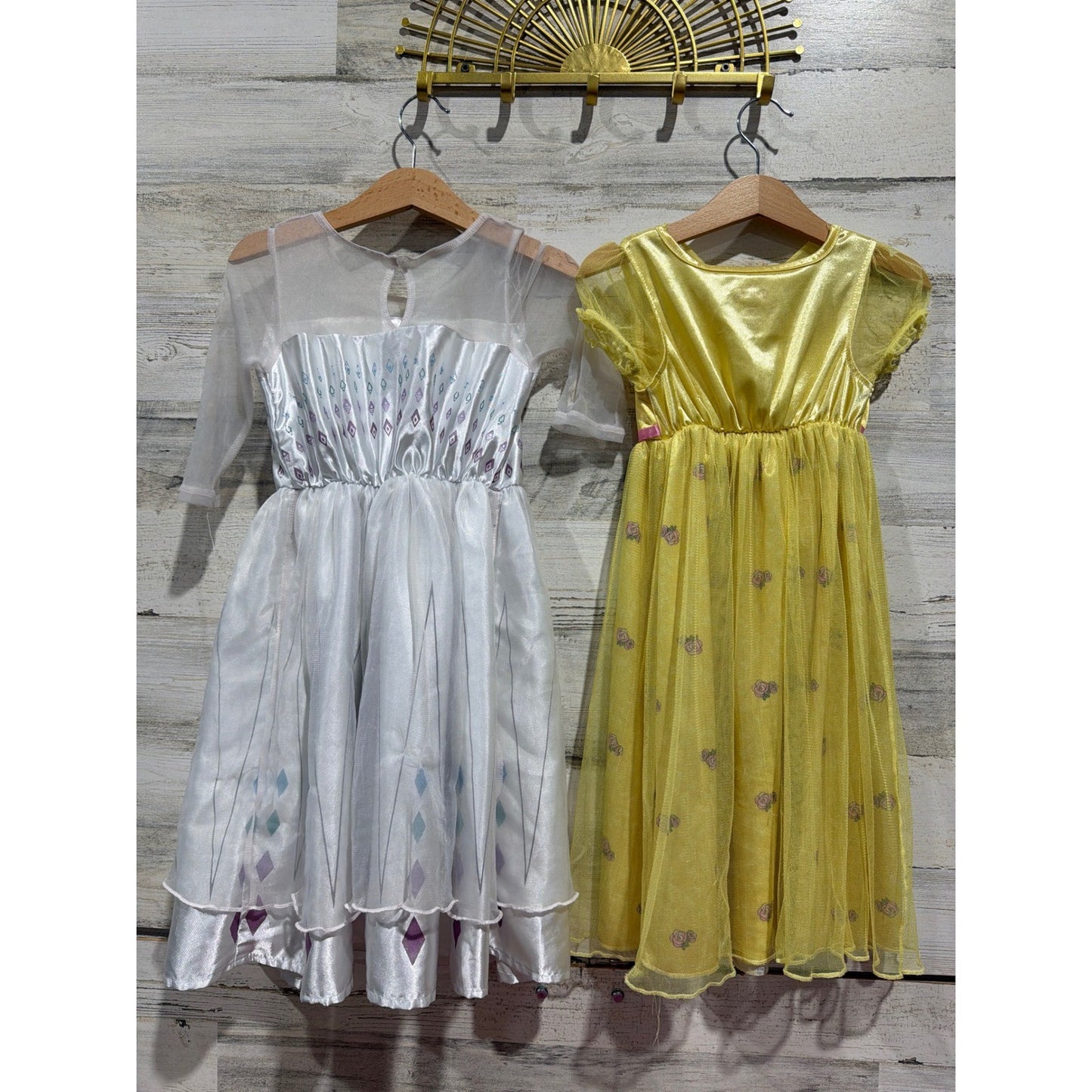Disney Princess Dress Up Bundle Girls 3T Elsa Belle Minnie Disneycore3