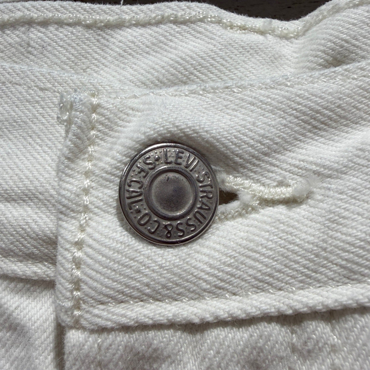 Levis 501 Skinny Jeans Women 27 White Cotton Distressed Raw Hem Flawed*3