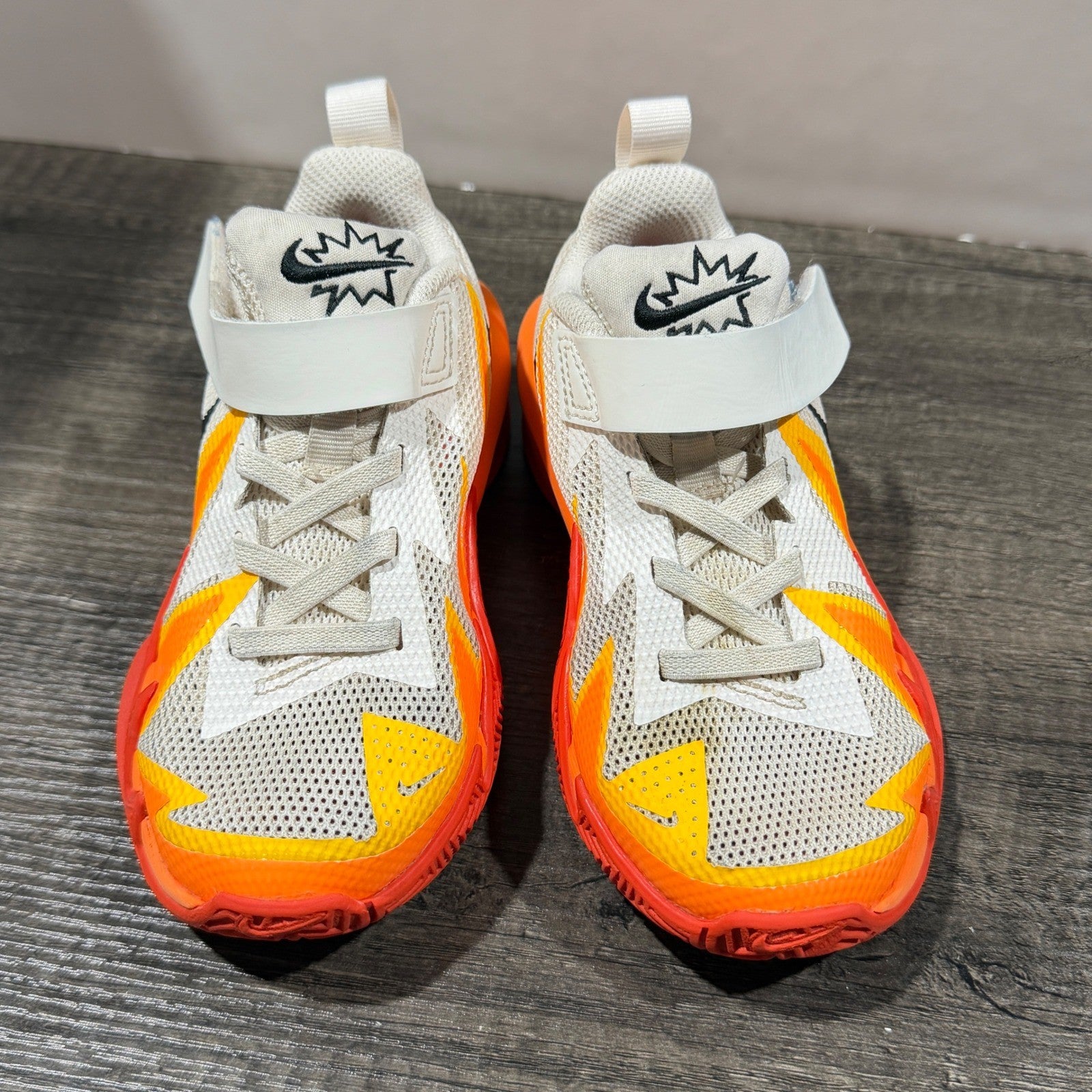Nike Team Hustle Boys Size 12C Orange Yellow White Basketball Shoes GUC1