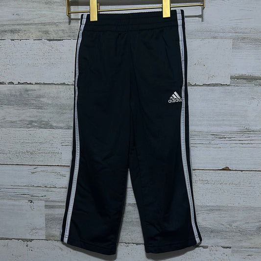 Boys Size 4t Adidas black athletic pants - good used condition