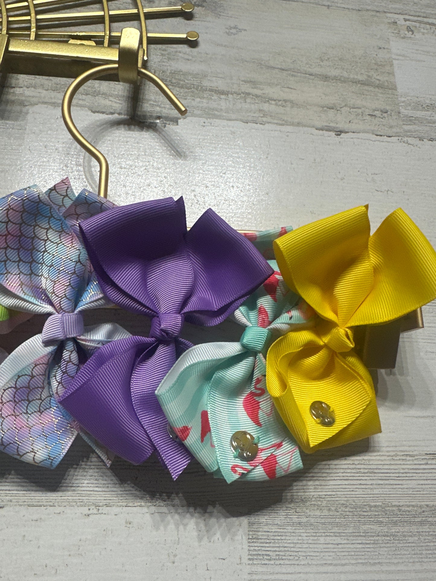 4.5” Lot of Hair Bows on Alligator Clips (Set of 6) - Good Used Condition