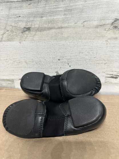 Fit Like 12 kids - marked Size 4M (Youth) Capezio EJ2 Style Black Split Jazz Shoes Shoes - Good Used Condition