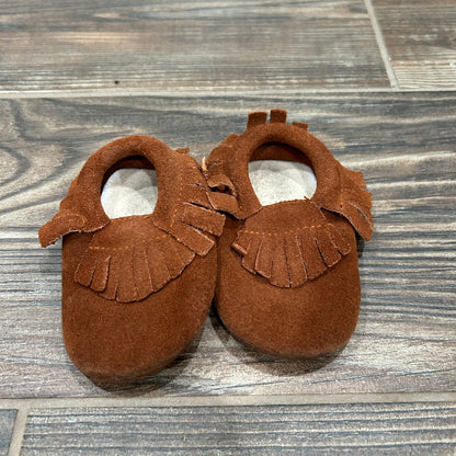 Size 6-12m / 3 (Infant) Brown Split Sole Mocs - Good Used Condition