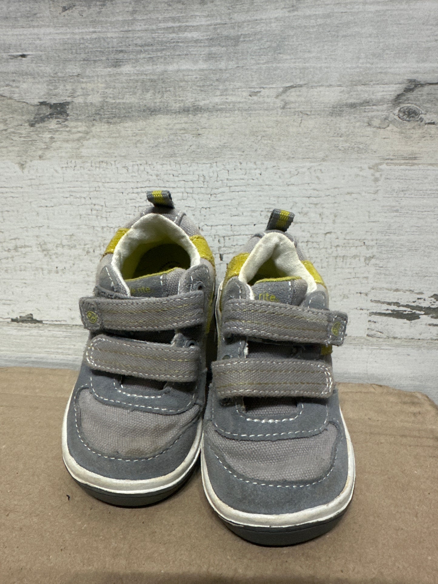 Size 5W (Wide) Toddler Stride Rite Shoes - Good Used Condition*