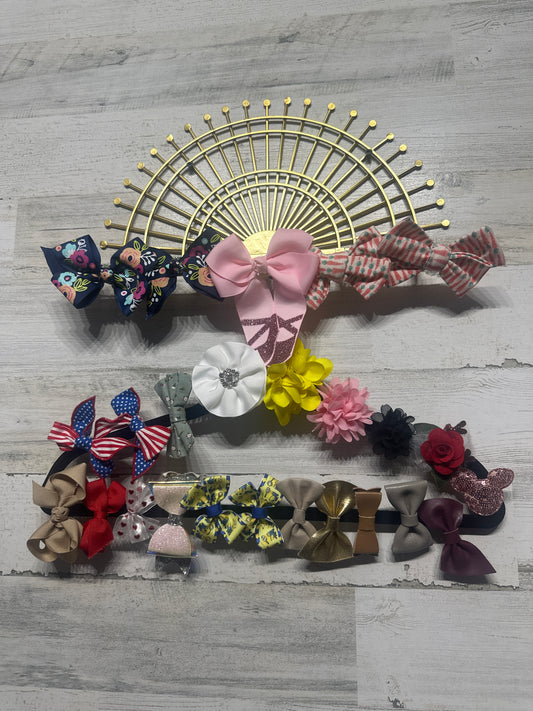 Lot of 25 Various Hair Accessories on Alligator Clips - Good Used Condition