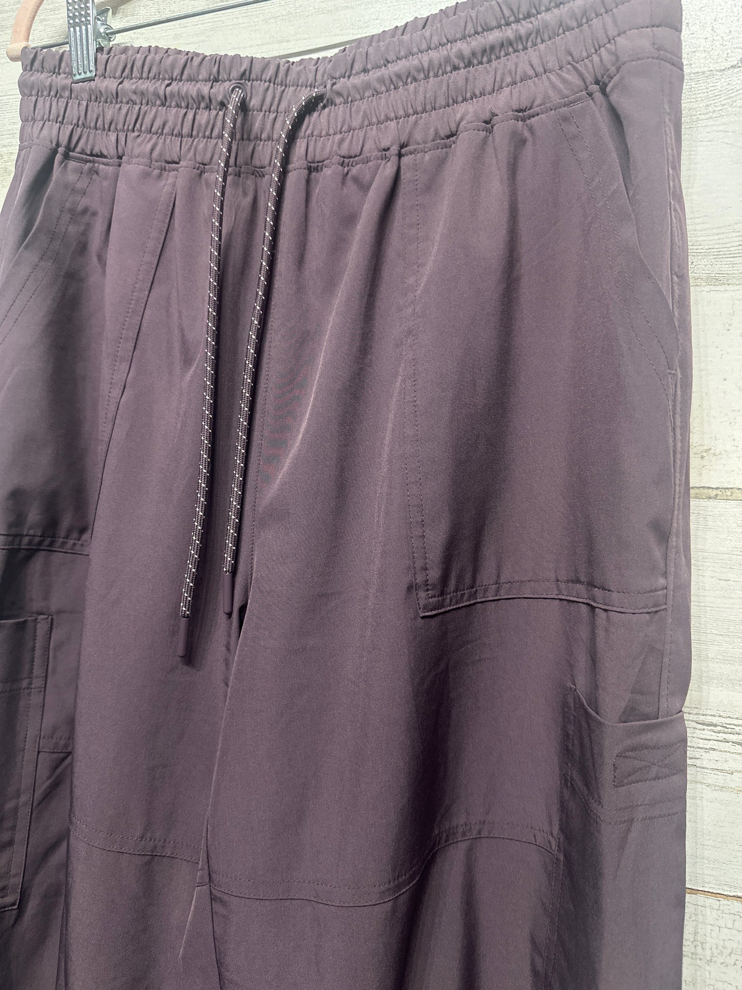 Women's Size Medium Old Navy Stretch Tech Joggers - Eggplant - Very Good Used Condition