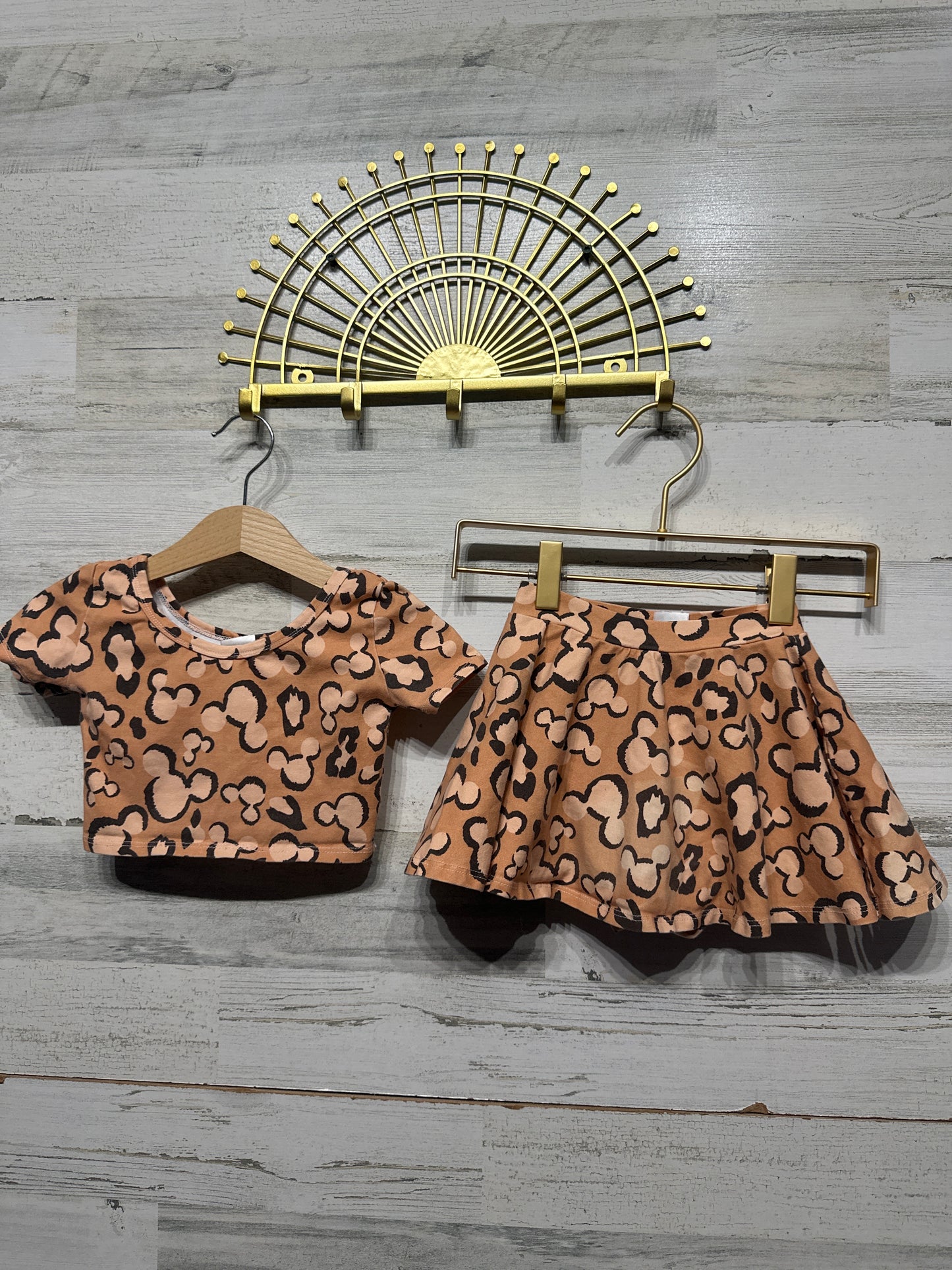 Size 5/6 Wild Rich Kids Leopard Mickey Crop Top/Skirt Set - Good Used Condition