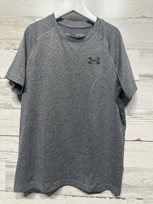 Boys Preowned Size Medium Loose Heatgear Under Armour Grey T-Shirt - Very Good Used Condition