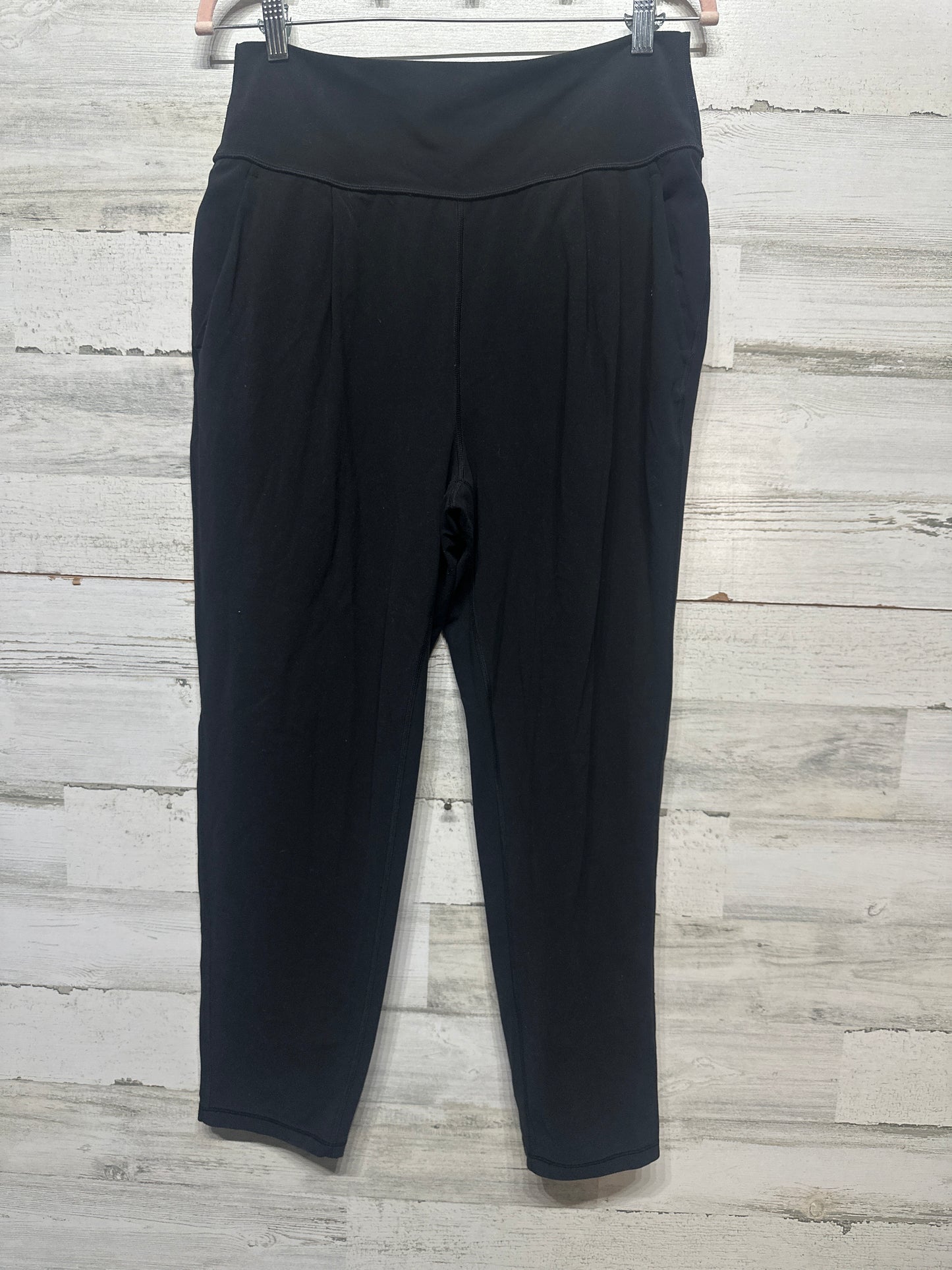 Women's Size Medium Athleta Black Elation Pant - Very Good Used Condition