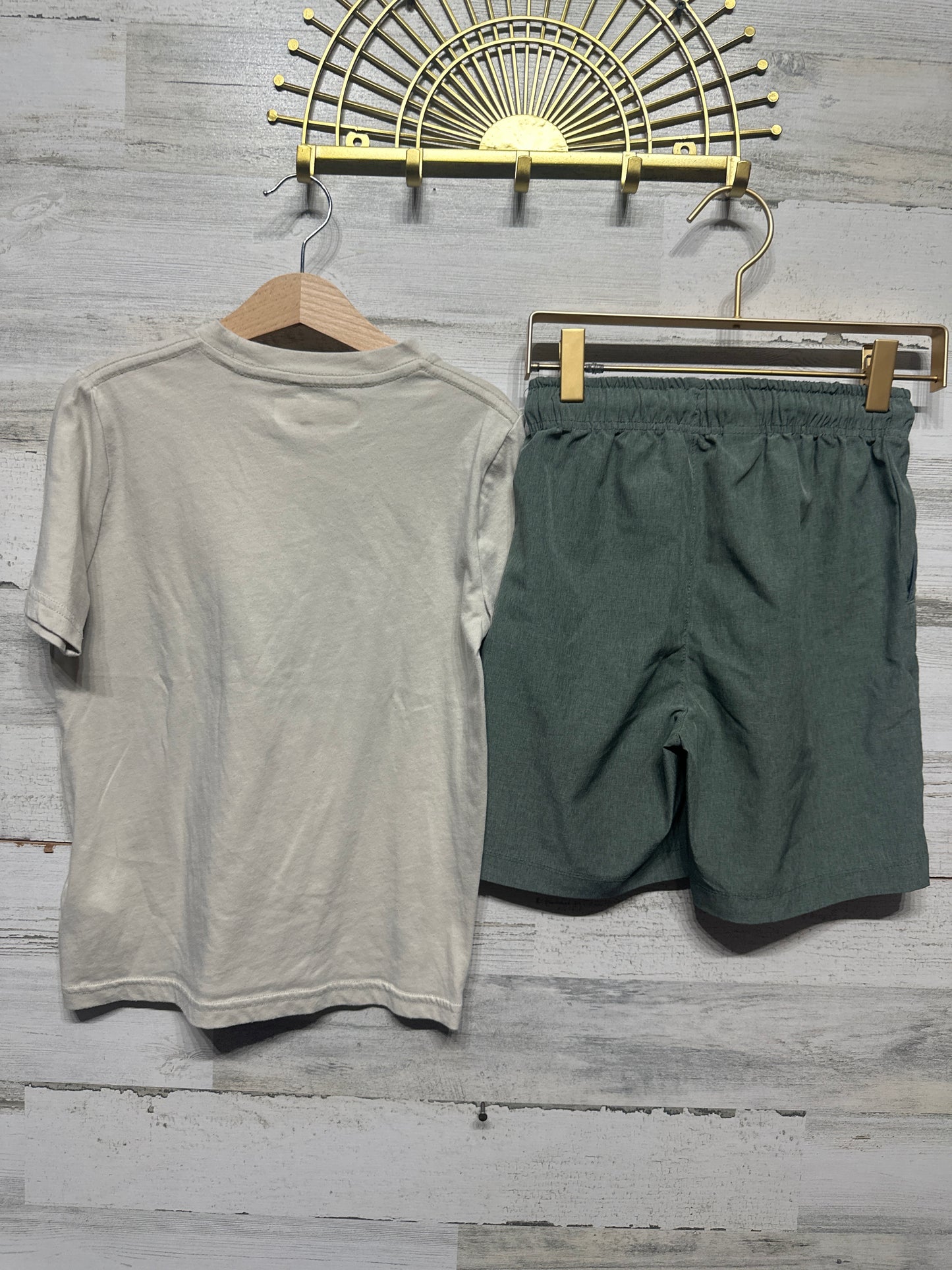 Boys Size 7/8 Abercrombie Kids Shirt / Tommy Bahama Drifit Shorts - Very Good Used Condition