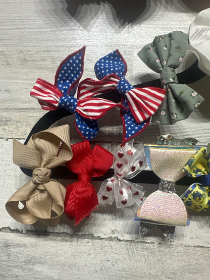 Lot of 25 Various Hair Accessories on Alligator Clips - Good Used Condition