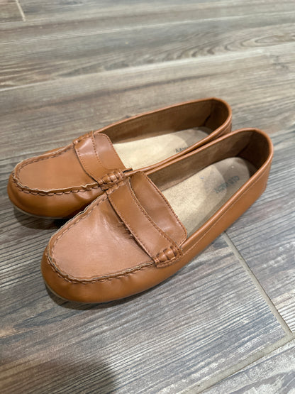 Women’s Size 7 Old Navy Brown Loafer Shoes - Good Used Condition