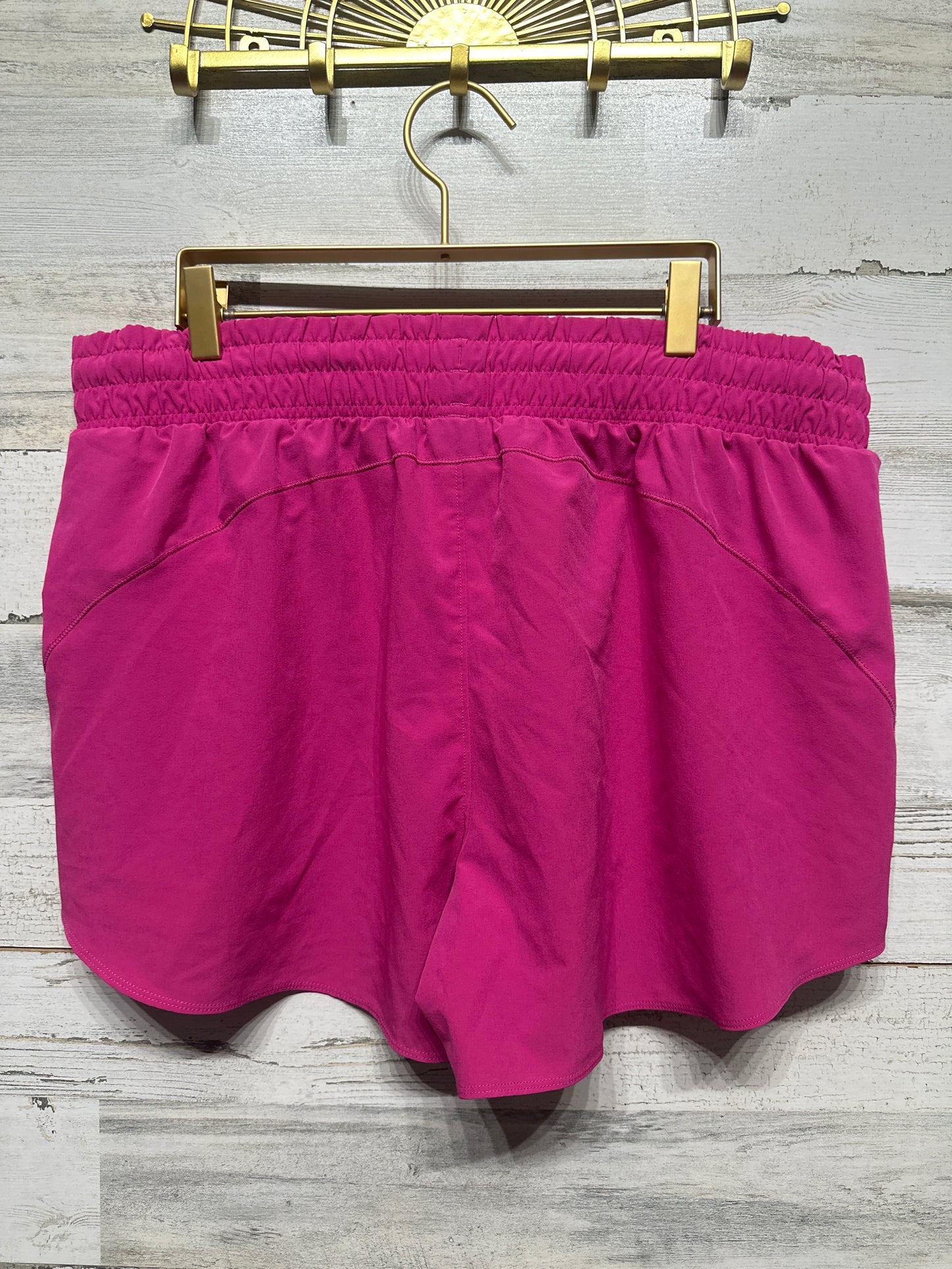 Women’s Size XL Under Armour Pink Athletic Shorts - Very Good Used Condition