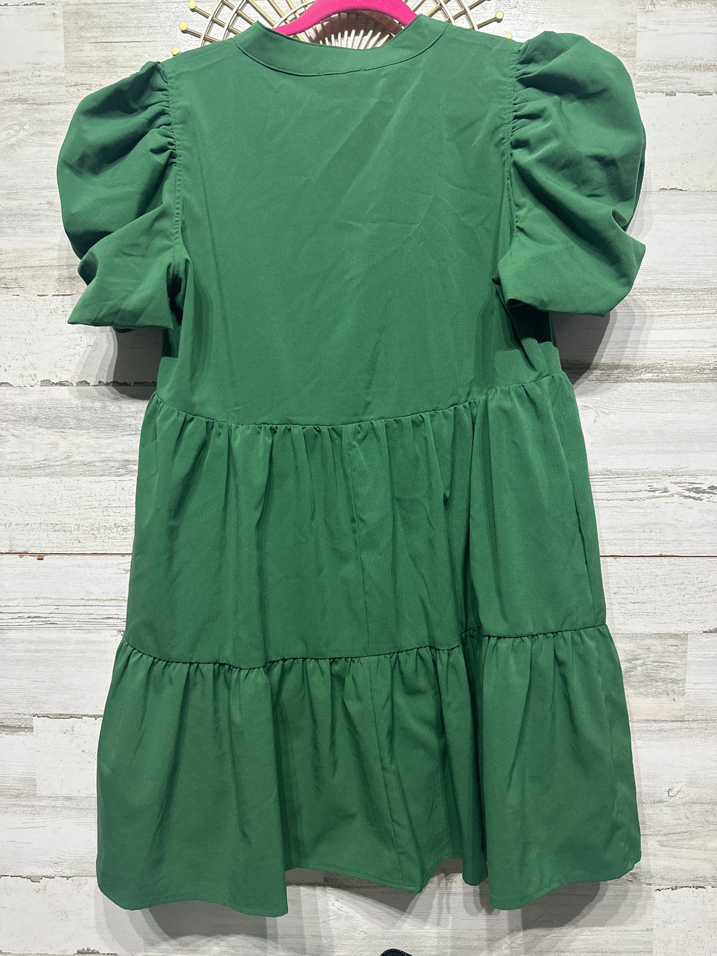 Women’s Preowned Size Large Entro Green Dress - Good Used Condition