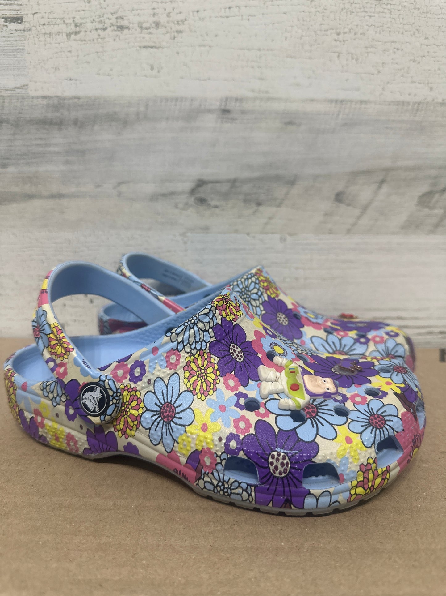 Girls Size J3 (Youth 3) Crocs Floral Clogs - Very Good Used Condition