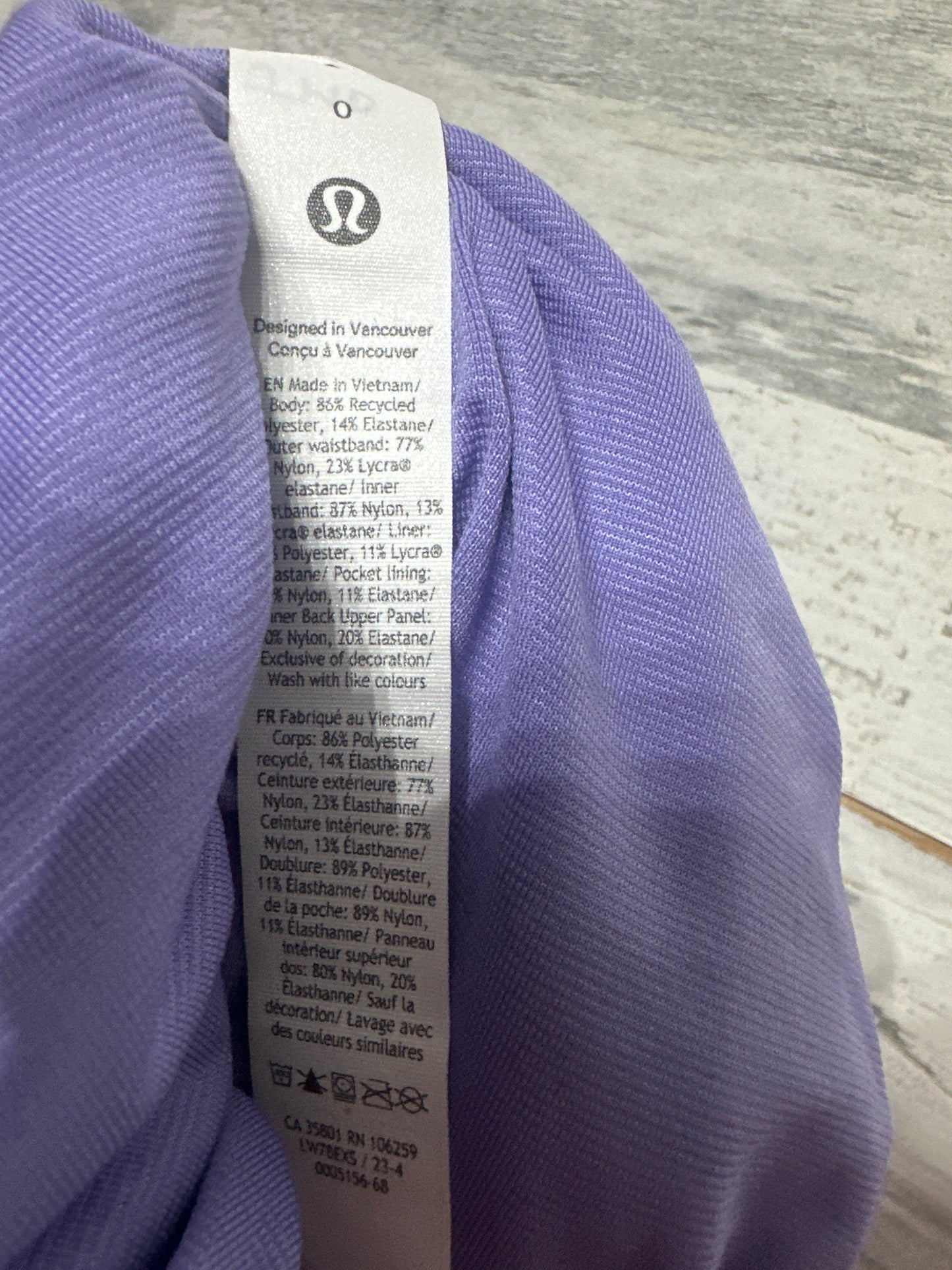 Women’s Size 0 Lululemon Lined Speed Up Shorts - Very Good Used Condition
