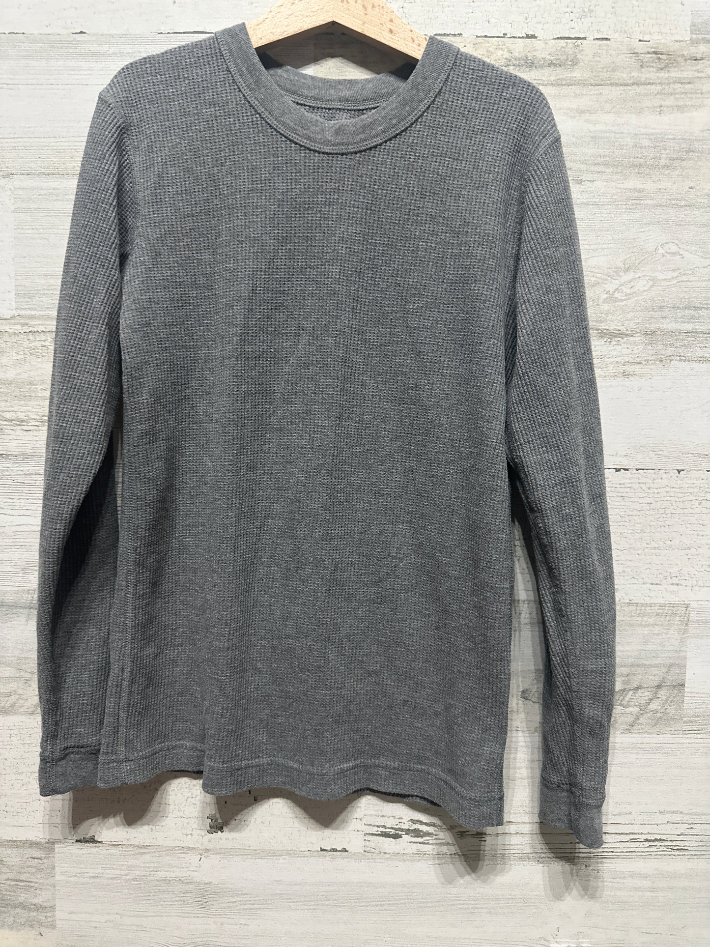 Boys Size Medium Magellan Grey Thermal Shirt - Good Used Condition