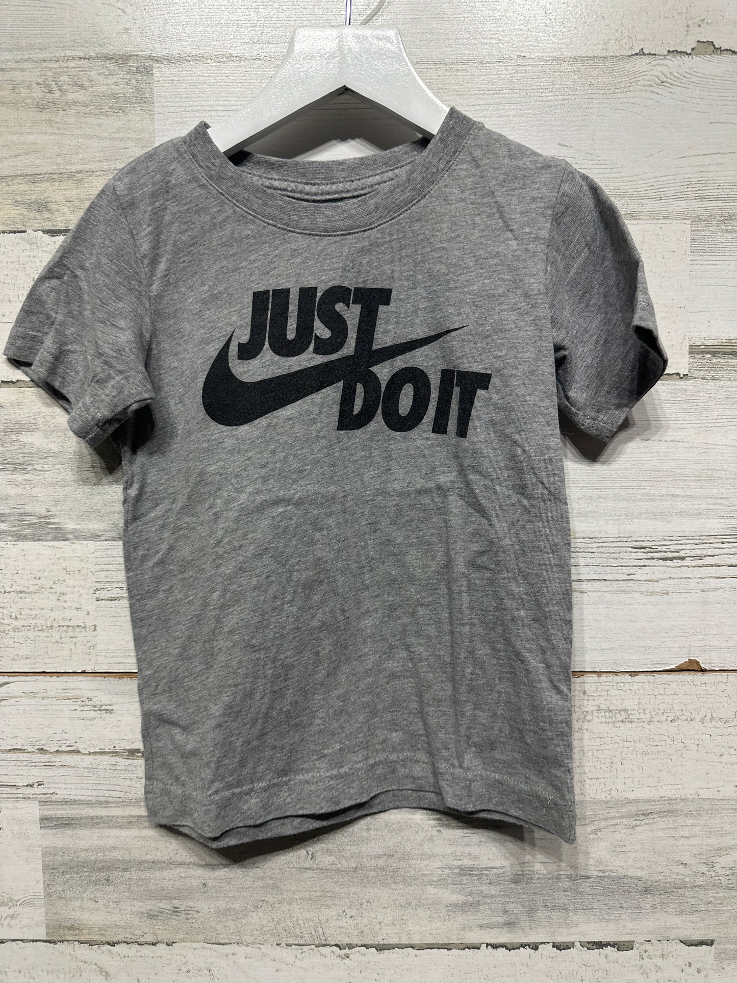 Boys Size 6 Nike Just Do It Tee - Good Used Condition