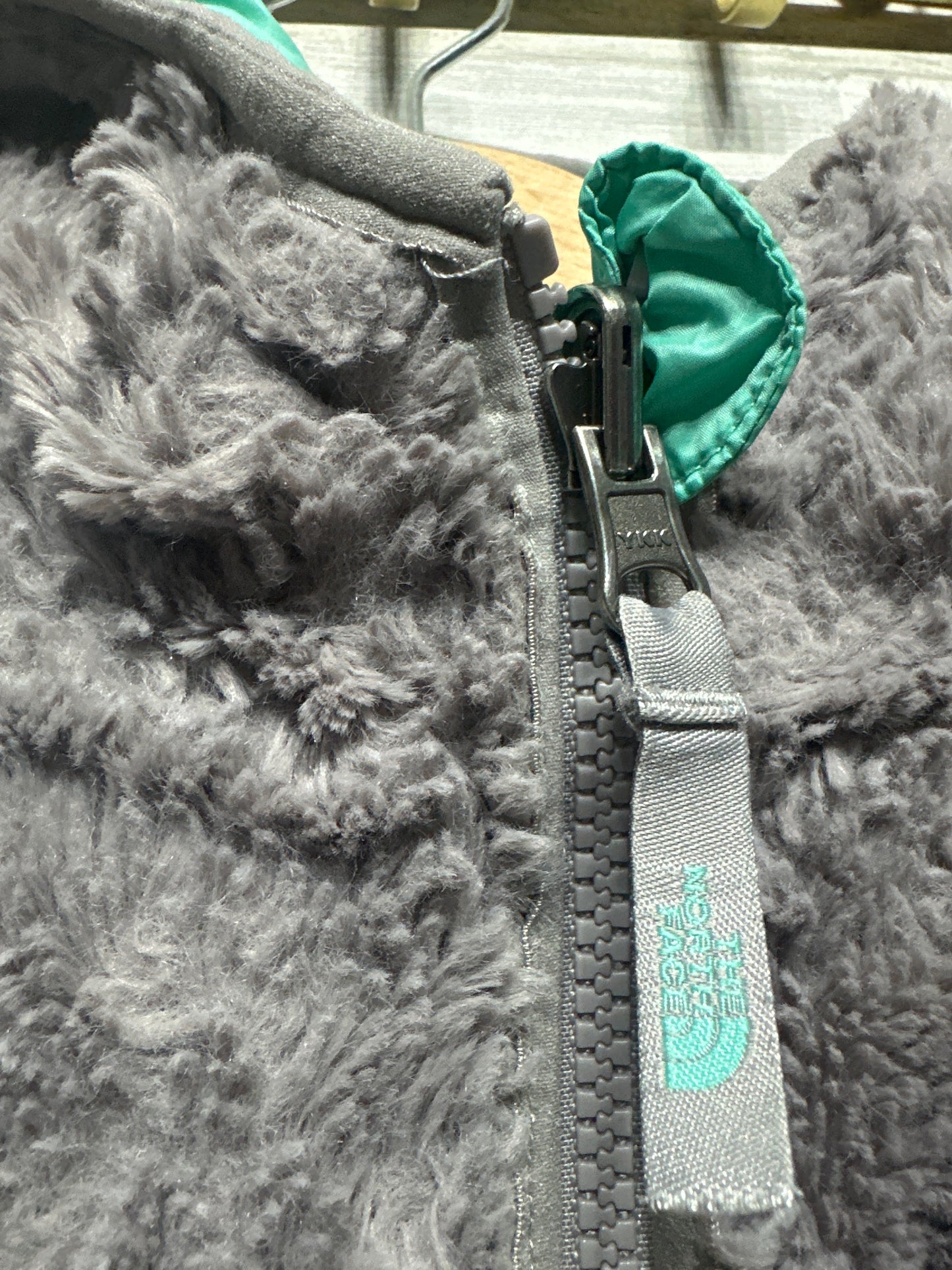 The North Face Toddler Girls 2T Reversible Jacket VGUC