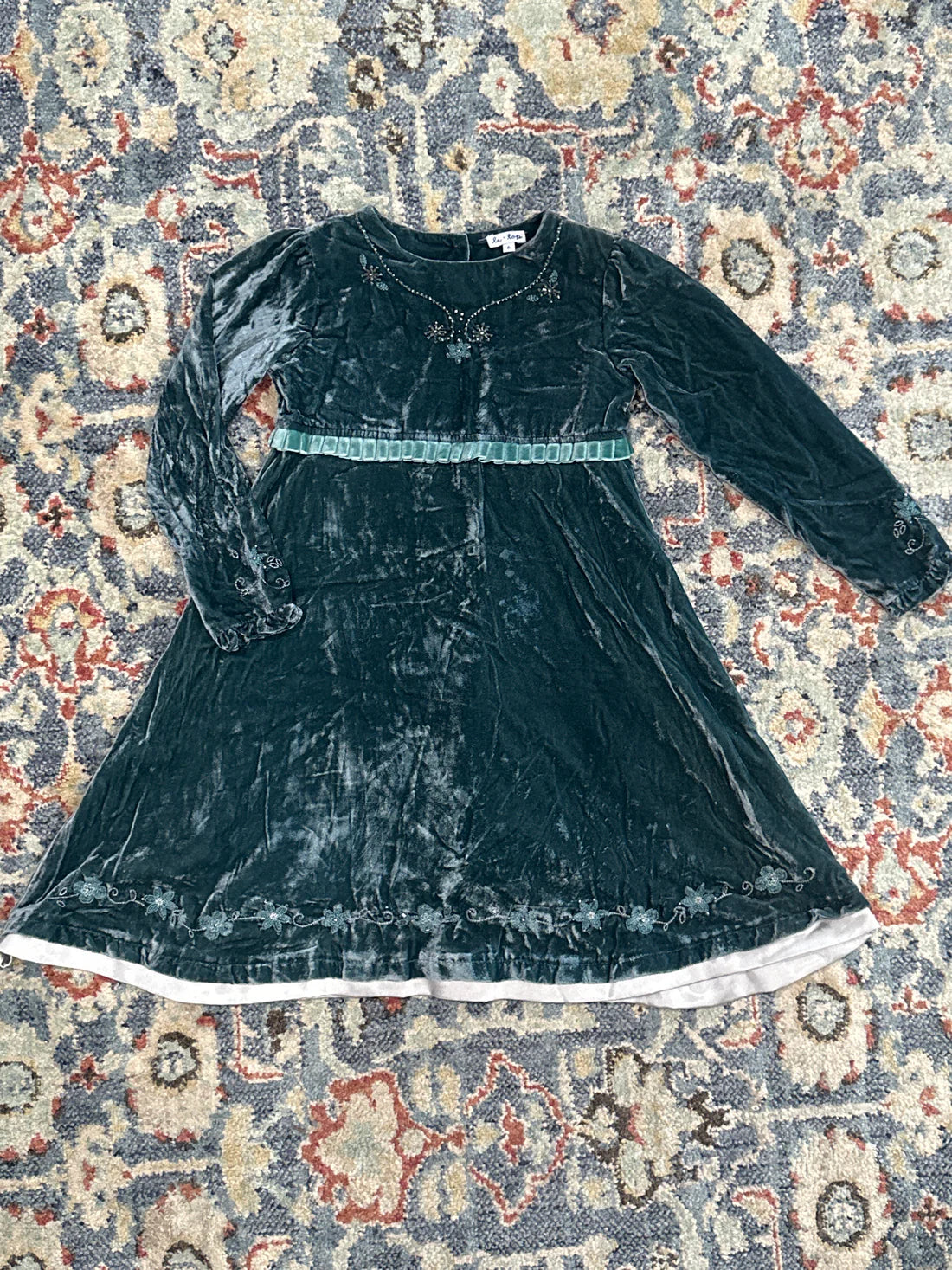 Le Top Girls Size 6 Beaded Velvet Dress VGUC