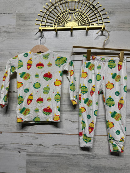 Size 2t (Toddler) Angel Dear Holiday Bamboo Pajama Set - Good Used Condition