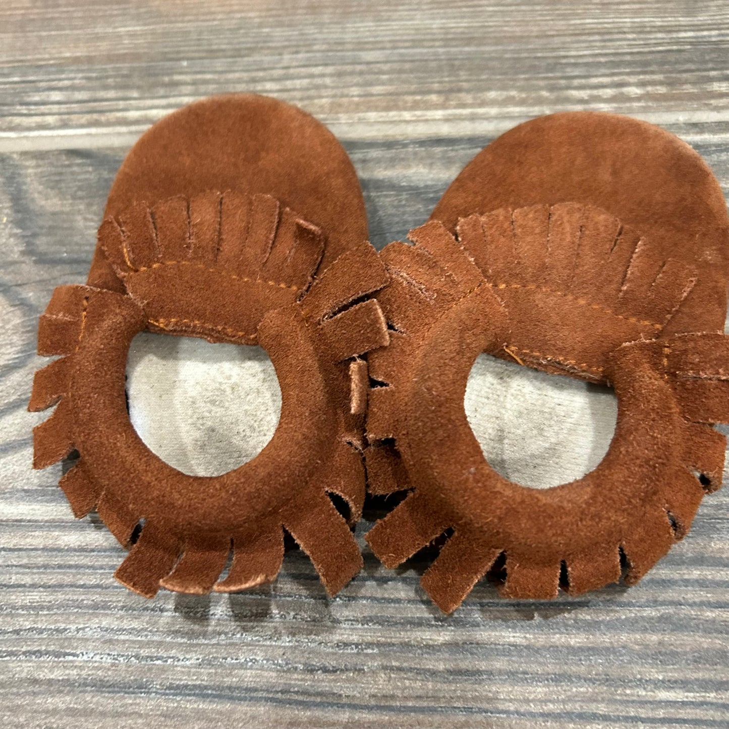 Size 6-12m / 3 (Infant) Brown Split Sole Mocs - Good Used Condition