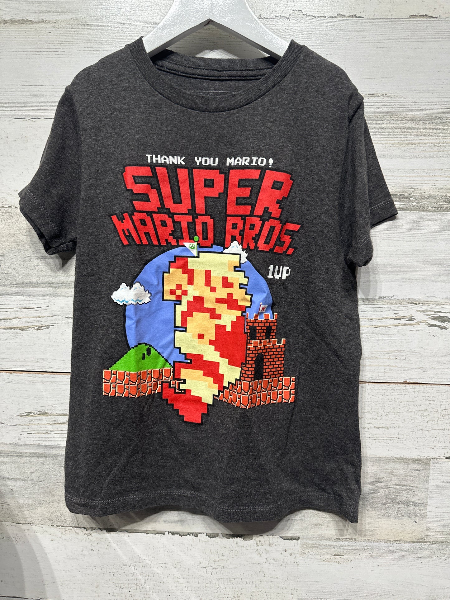 Boys Size Small (Fits Like 7) Super Mario Bros Tee - Very Good Used Condition