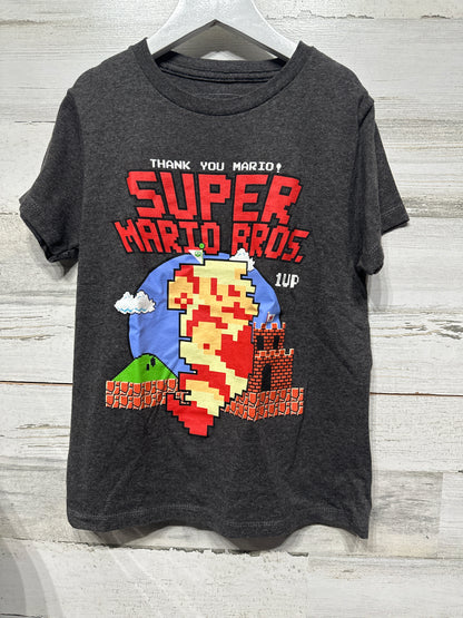 Boys Size Small (Fits Like 7) Super Mario Bros Tee - Very Good Used Condition