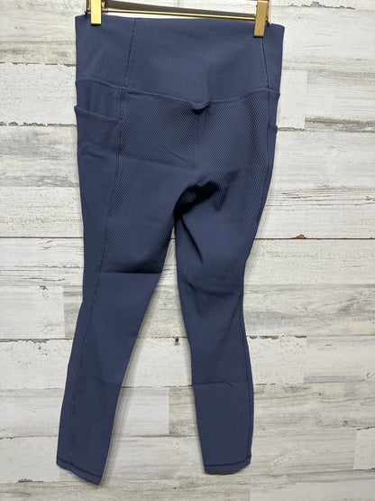 Women's Size Medium Athleta Chaturanga High Rise 7/8 Tight Ribbed Leggings With Side Pockets - Very Good Used Condition