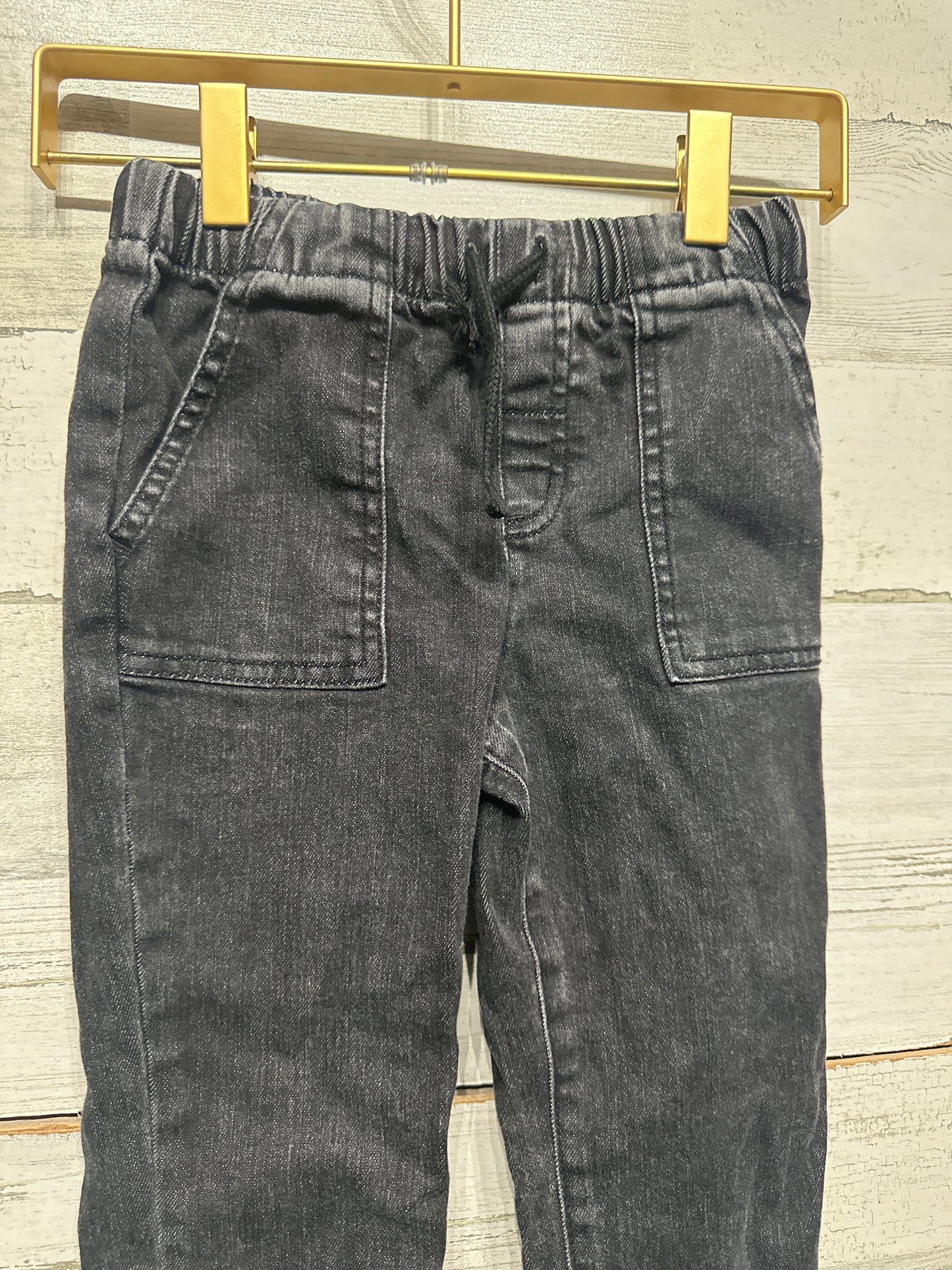 Boys Preowned Size 5t Cat and Jack Stretchy Jogger Jeans - Good Used Condition