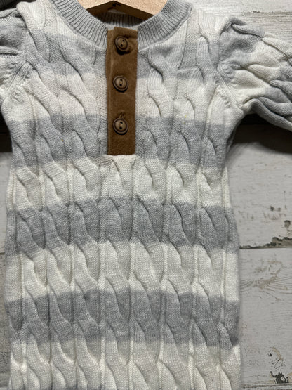 Boys Size 0-3m Hope & Henry Organic Cotton Sweater Romper and Matching Hat - Very Good Used Condition