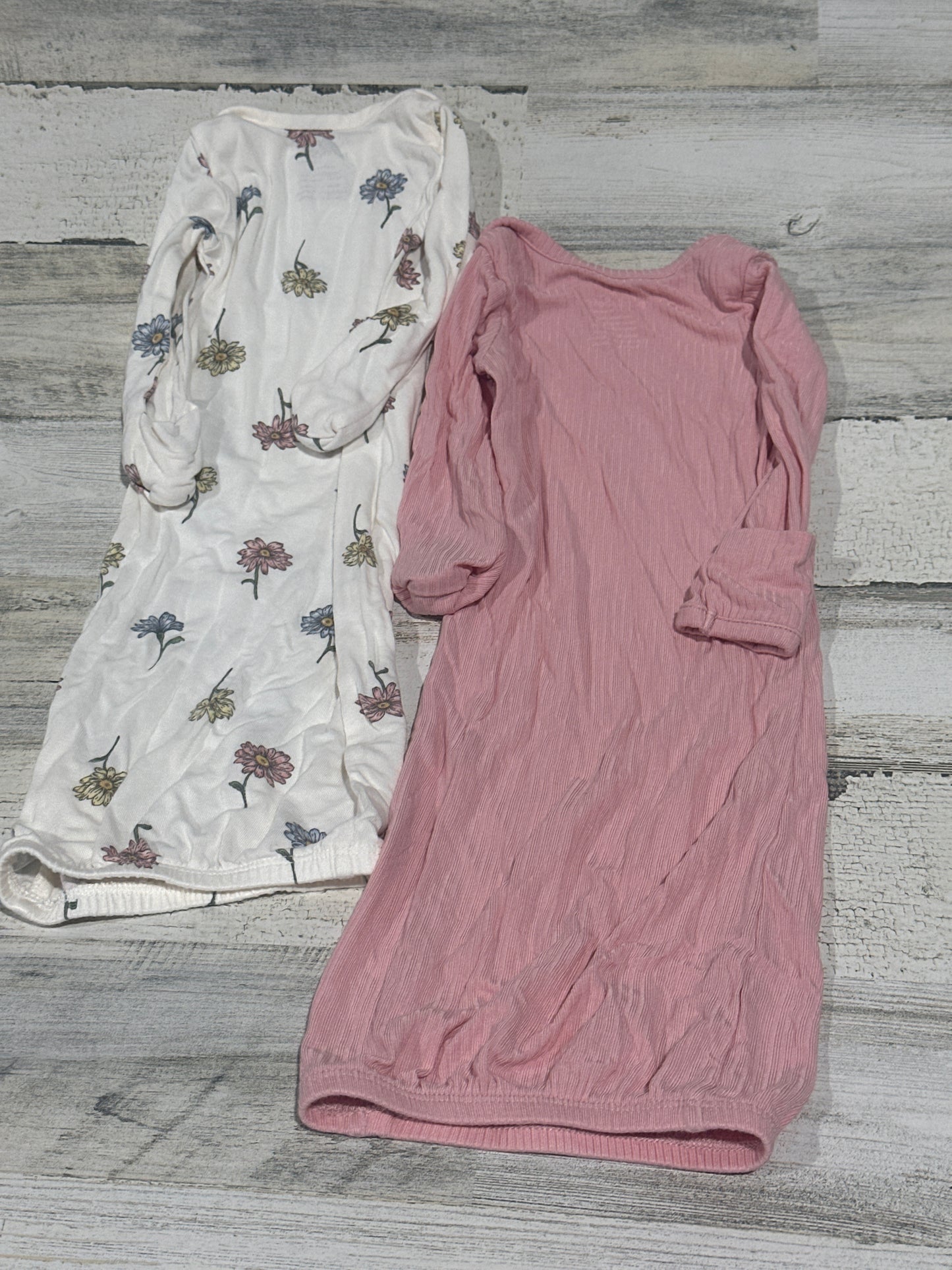 Bamboo Gowns - Carter's Purely Soft - 2 Pieces - Girls Size Newborn - Very Good Used Condition