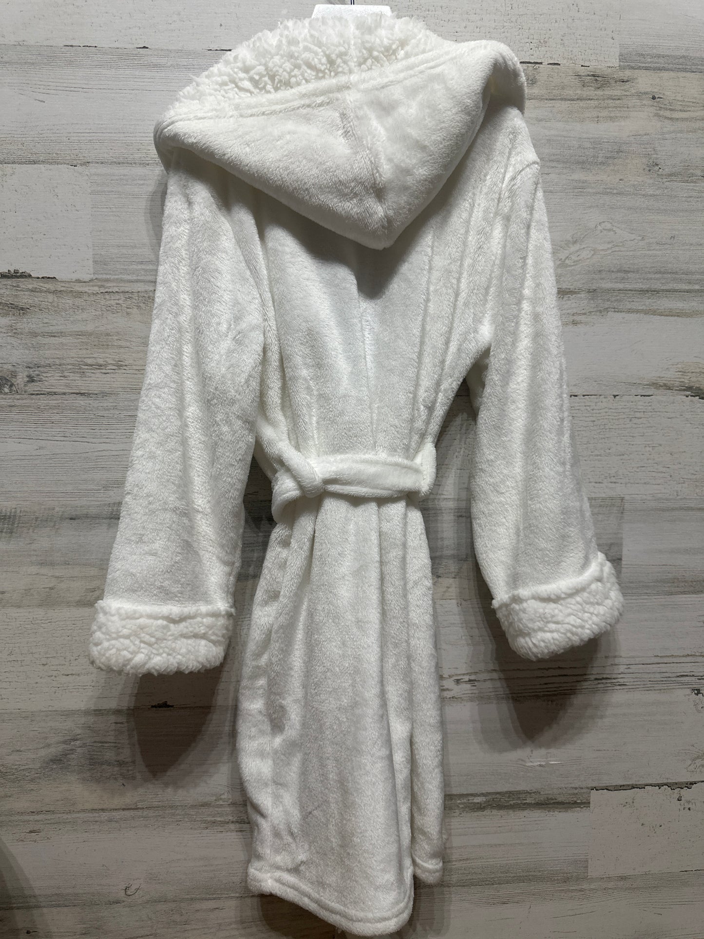 Girls Preowned Size 7/8 Jessica Simpson Fuzzy Soft Heart Robe - Good Used Condition