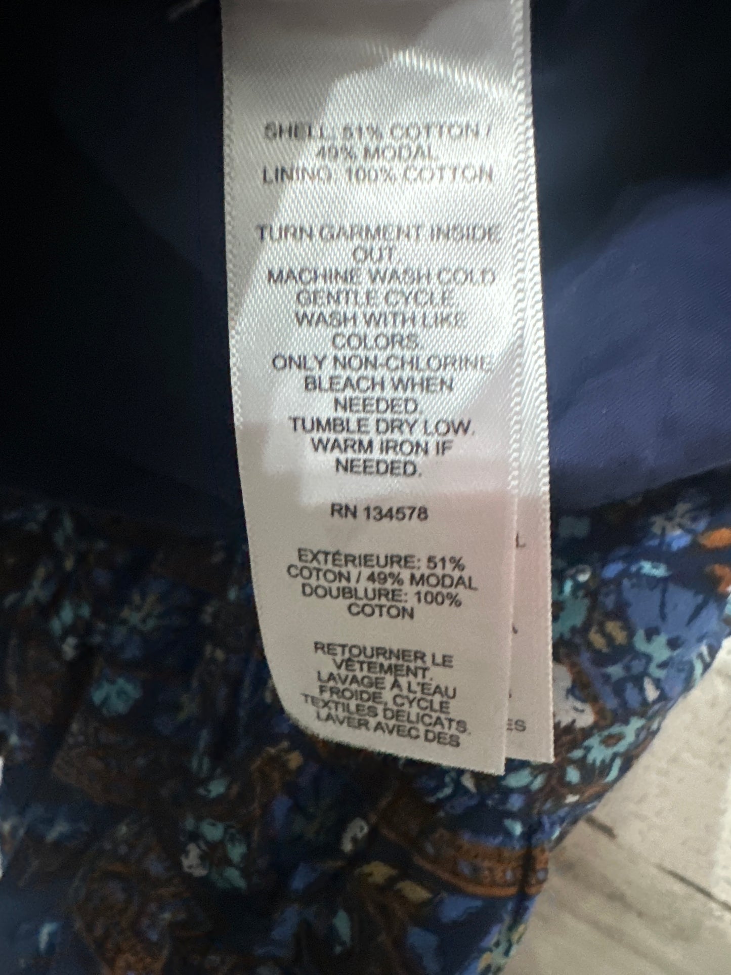 Vineyard Vines Smock Top Floral Dress - Girls Size Medium - Very Good Used Condition